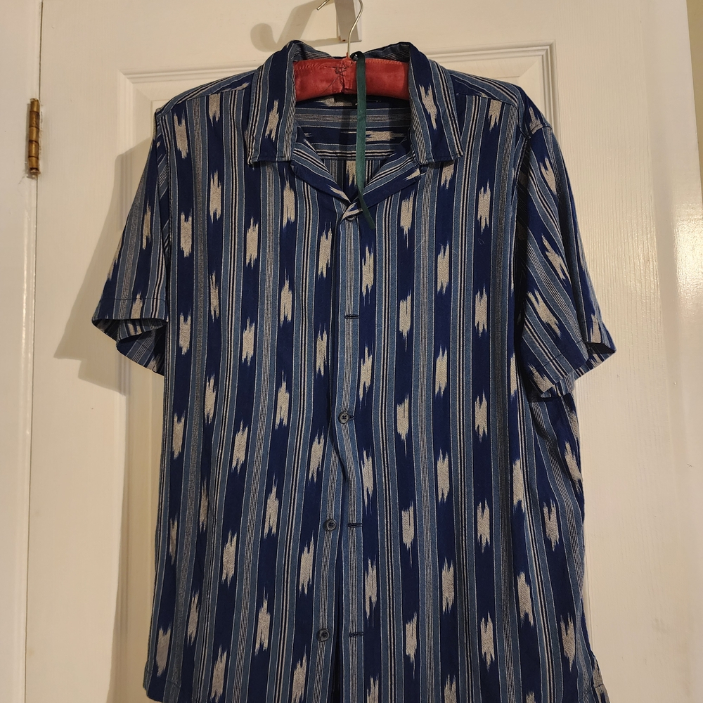 Vince Navy and White Patterned Men's Shirt